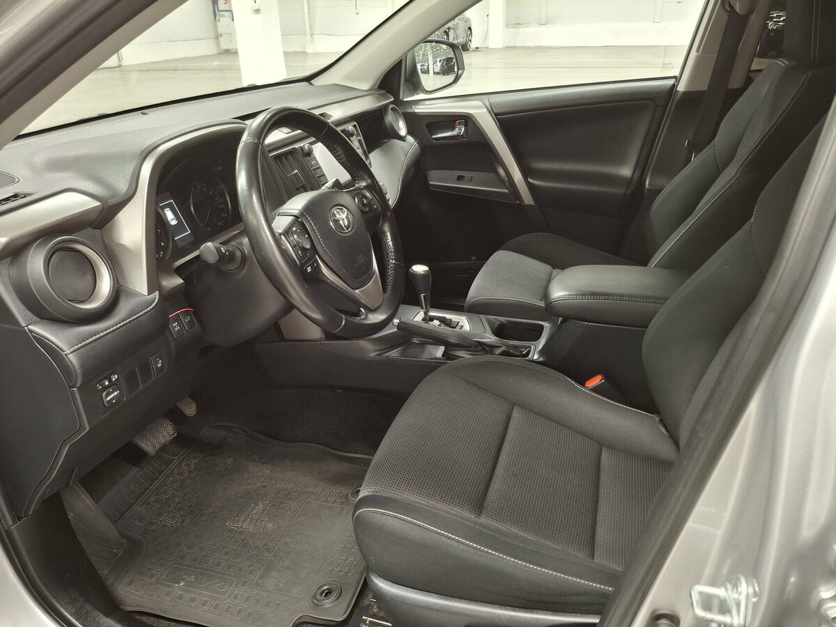 Купить Toyota RAV4, 2019, 114 654 км.. Фото: #15