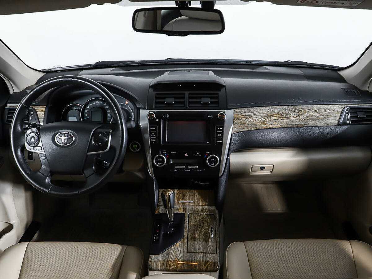 Купить Toyota Camry, 2014, 81 372 км.. Фото: #12