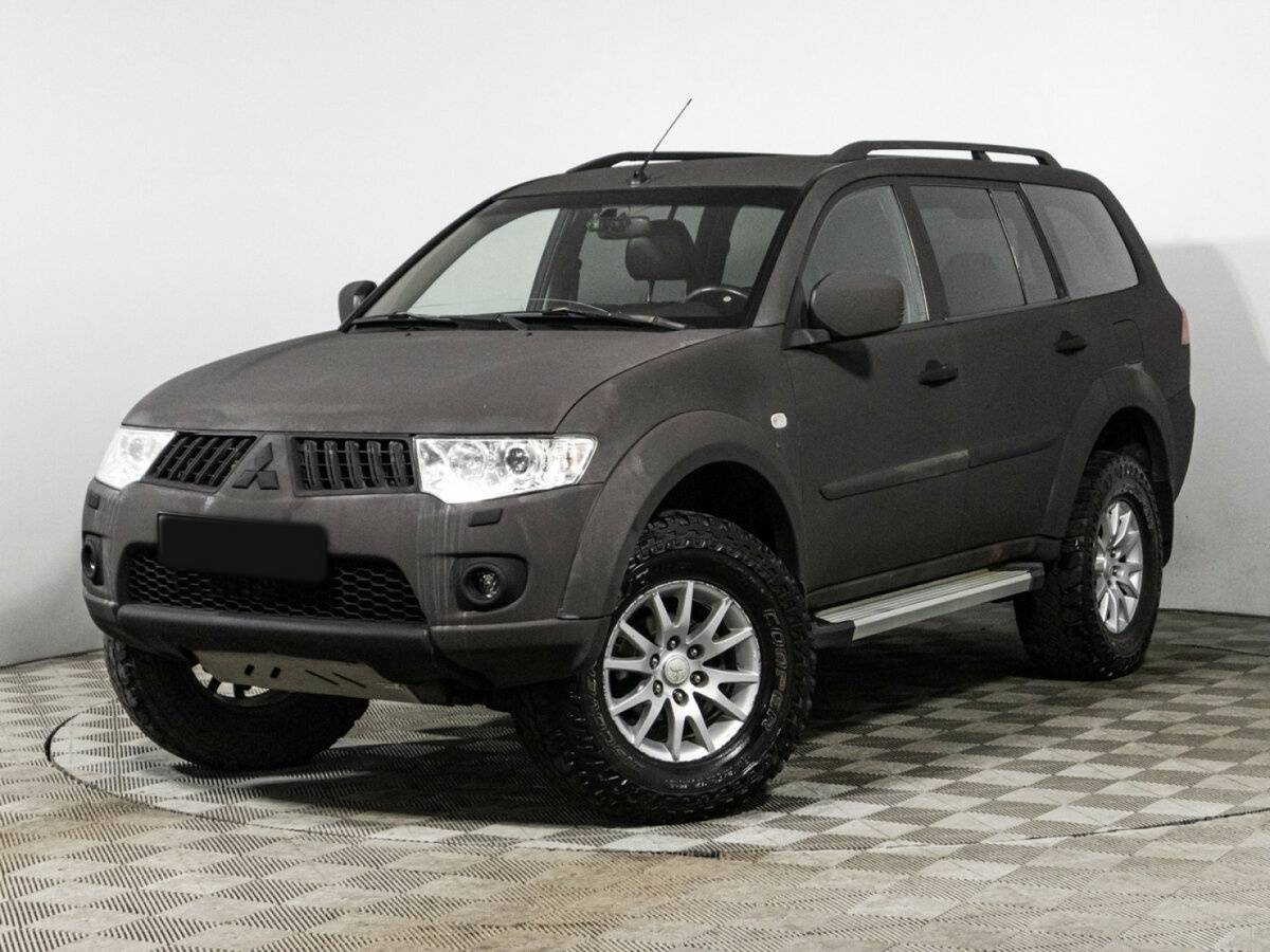 Купить Mitsubishi Pajero Sport, 2012, 291 000 км.. Посмотреть фото