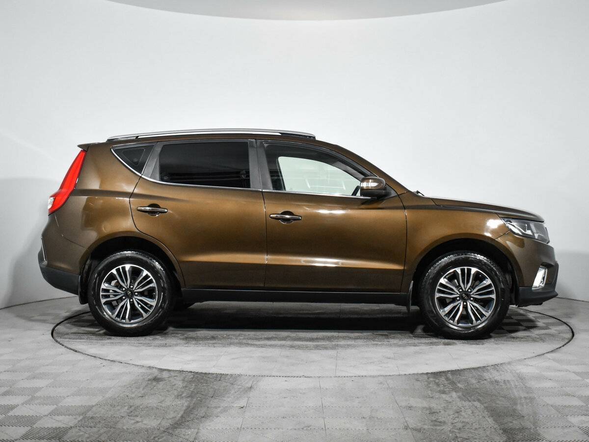 Купить Geely Emgrand X7, 2021, 107 103 км.. Фото: #3