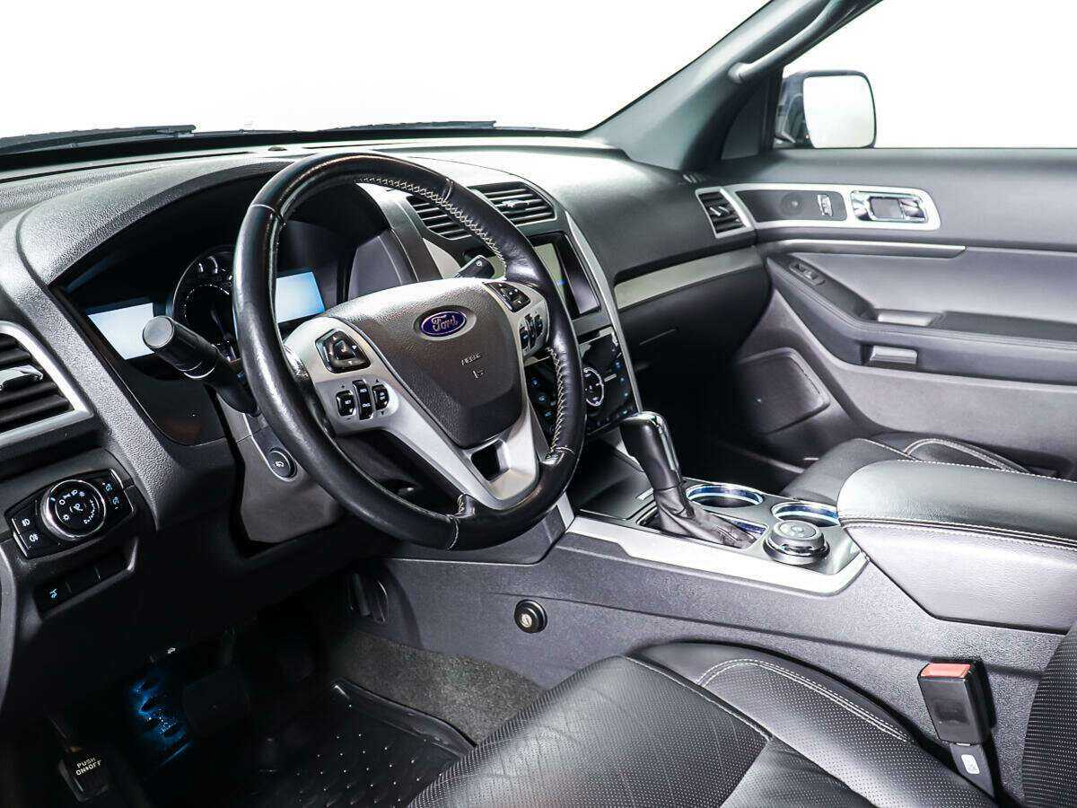 Купить Ford Explorer, 2013, 135 054 км.. Фото: #13
