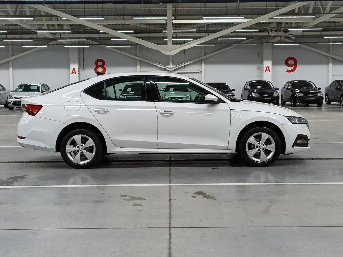 Купить Skoda Octavia, 2021, 167 259 км.. Фото: #3