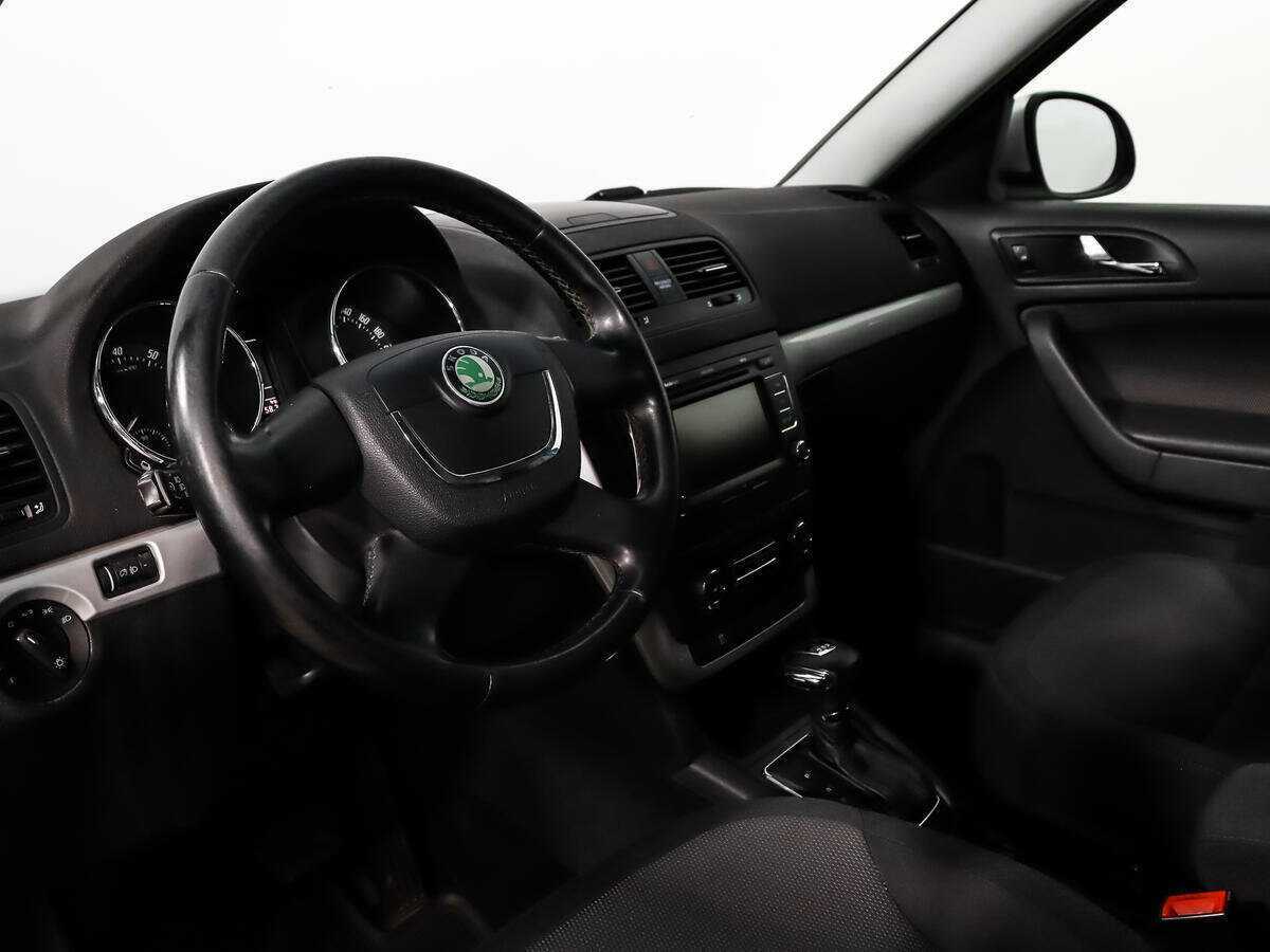Купить Skoda Yeti, 2012, 179 360 км.. Фото: #8