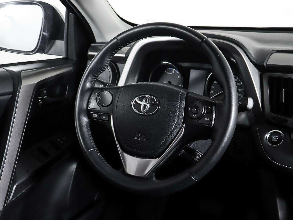 Купить Toyota RAV4, 2018, 118 300 км.. Фото: #14