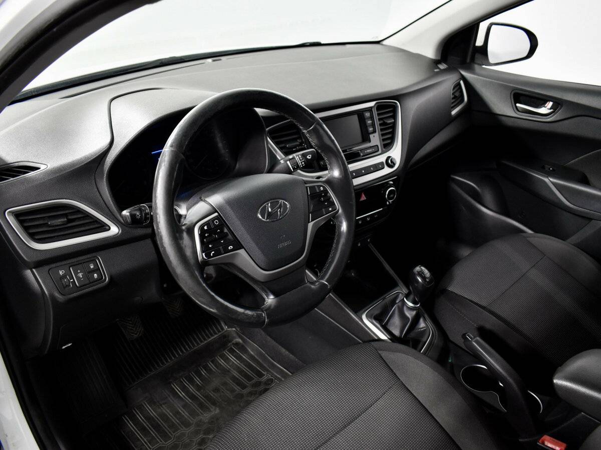 Купить Hyundai Solaris, 2018, 217 406 км.. Фото: #8