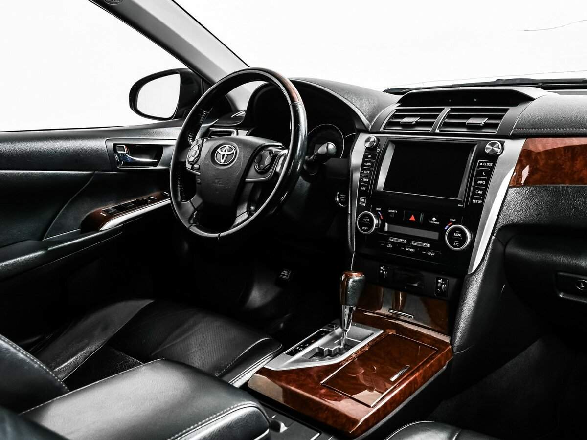 Купить Toyota Camry, 2012, 201 256 км.. Фото: #8