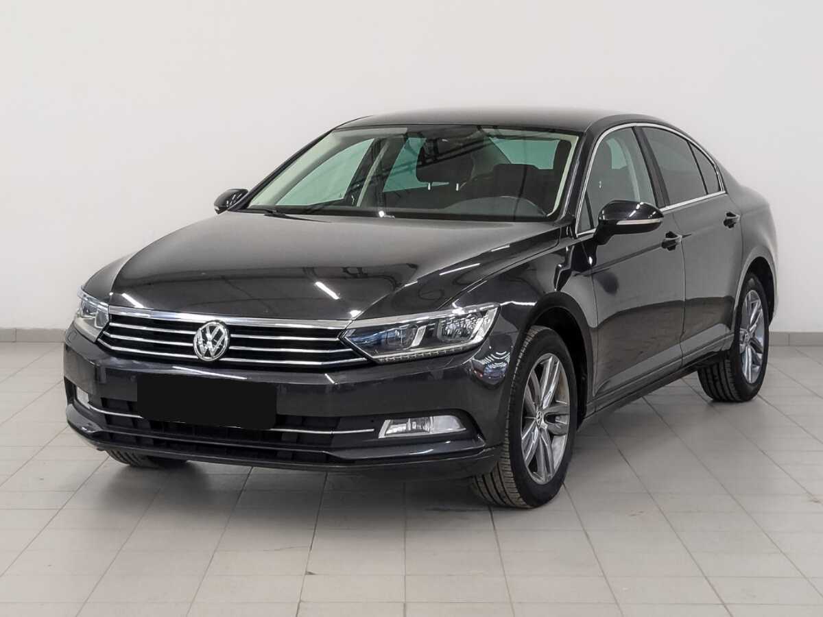 Купить Volkswagen Passat, 2019, 66 006 км.. Посмотреть фото