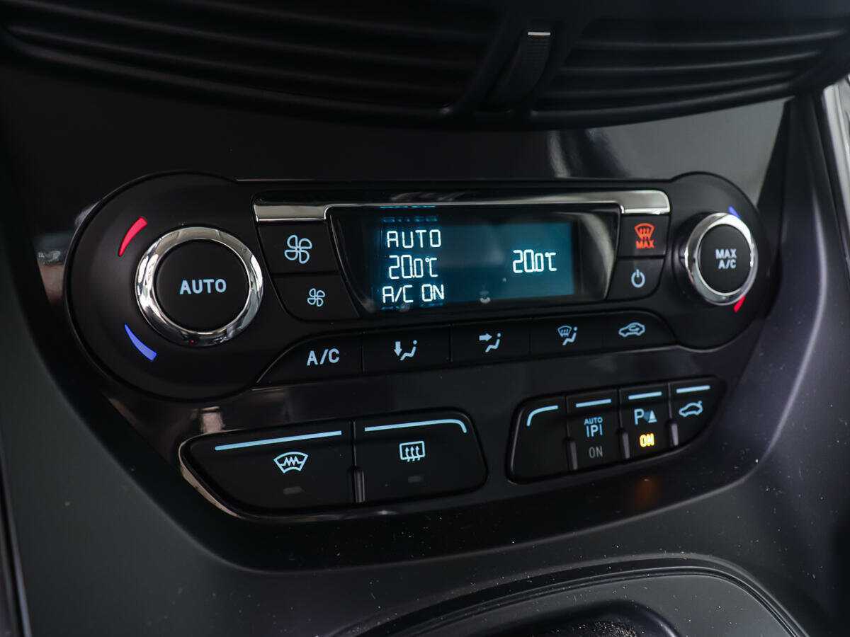 Купить Ford Kuga, 2013, 129 322 км.. Фото: #16