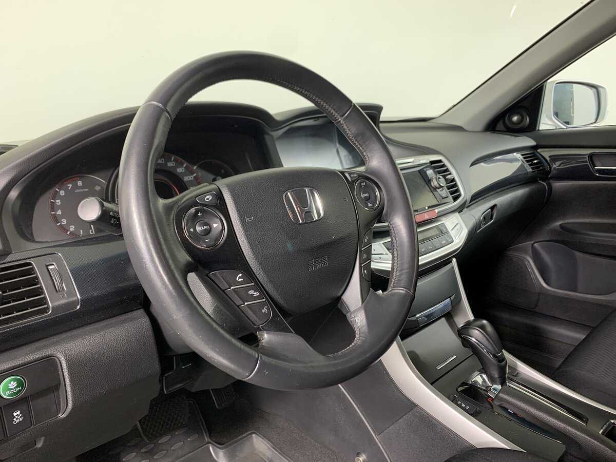 Купить Honda Accord, 2013, 117 473 км.. Фото: #9