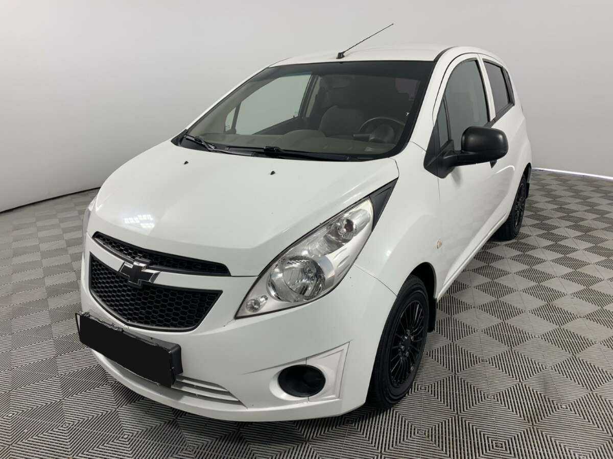 Купить Chevrolet Spark, 2013, 30 132 км.. Посмотреть фото