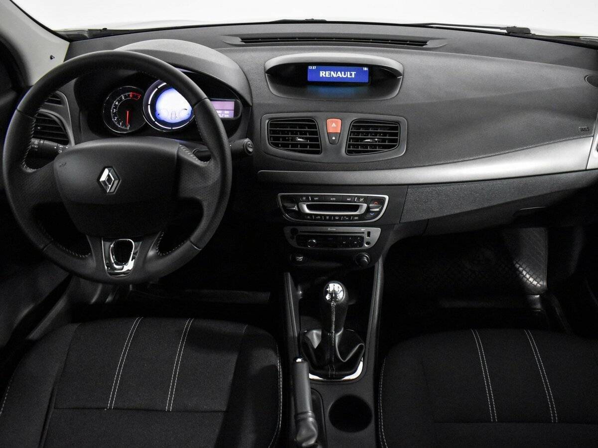 Купить Renault Fluence, 2013, 108 339 км.. Фото: #13