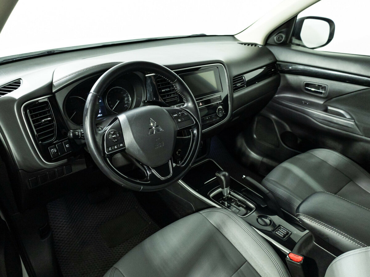 Купить Mitsubishi Outlander, 2019, 136 812 км.. Фото: #8