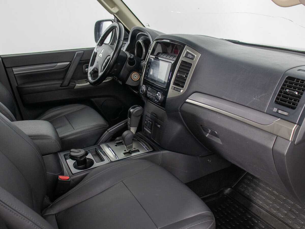 Купить Mitsubishi Pajero, 2017, 119 041 км.. Фото: #8