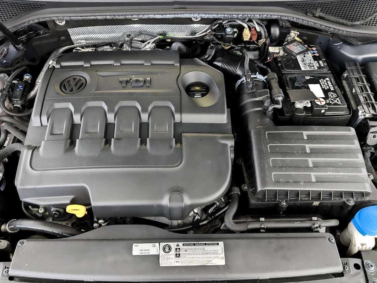 Купить Volkswagen Passat, 2018, 188 183 км.. Фото: #8