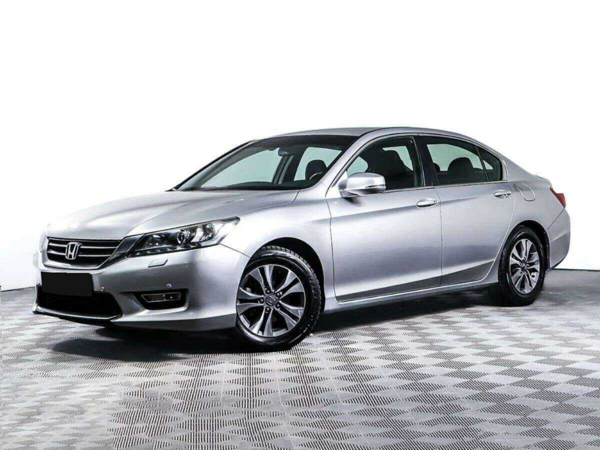 Купить Honda Accord, 2013, 120 001 км.. Посмотреть фото
