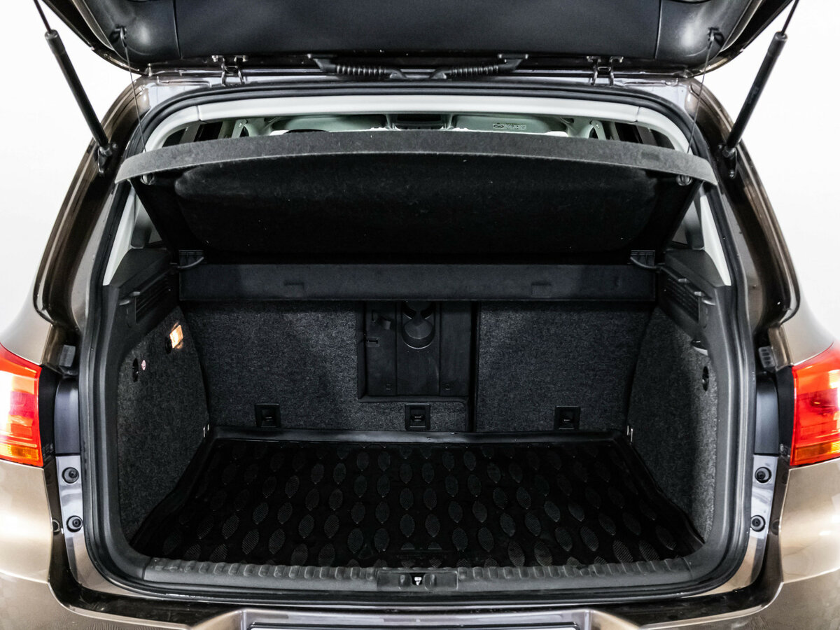 Купить Volkswagen Tiguan, 2014, 76 192 км.. Фото: #19
