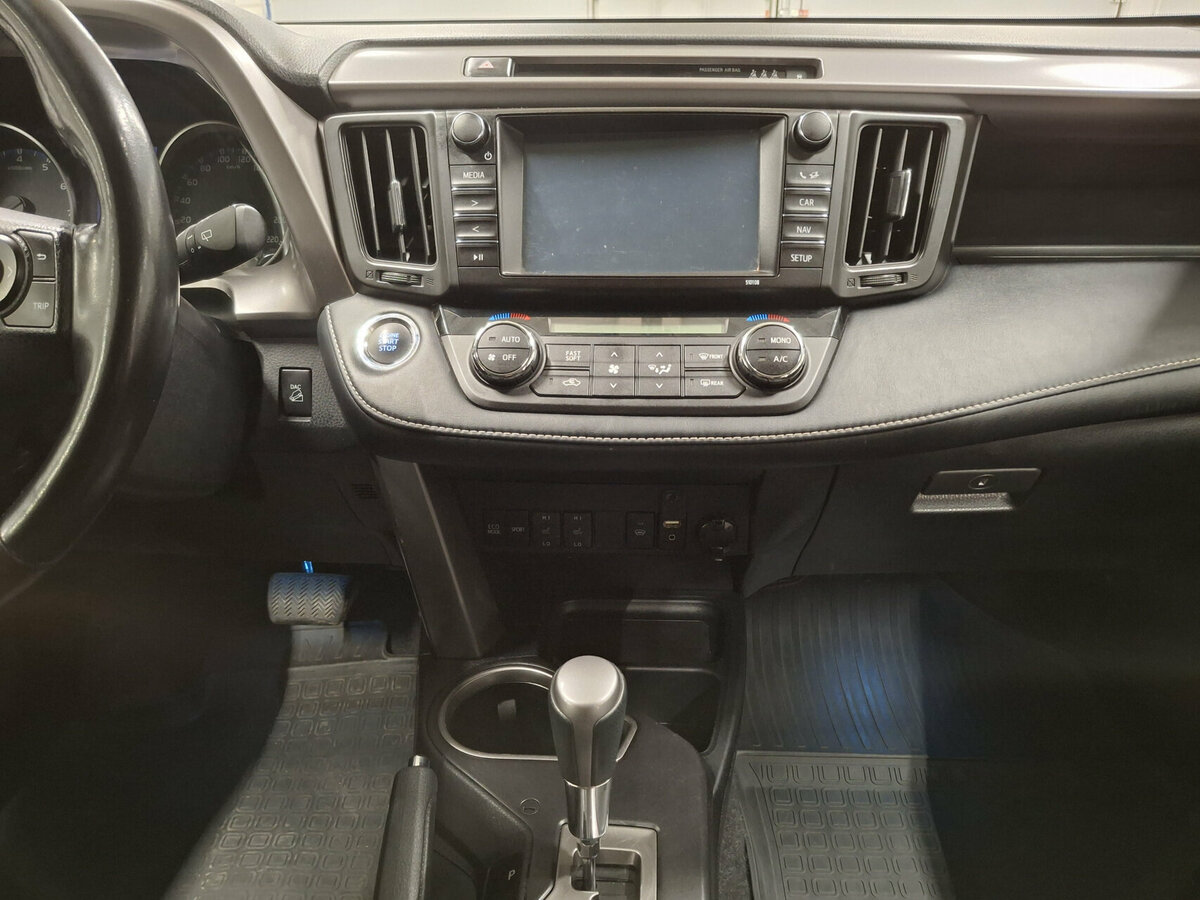 Купить Toyota RAV4, 2019, 114 654 км.. Фото: #14