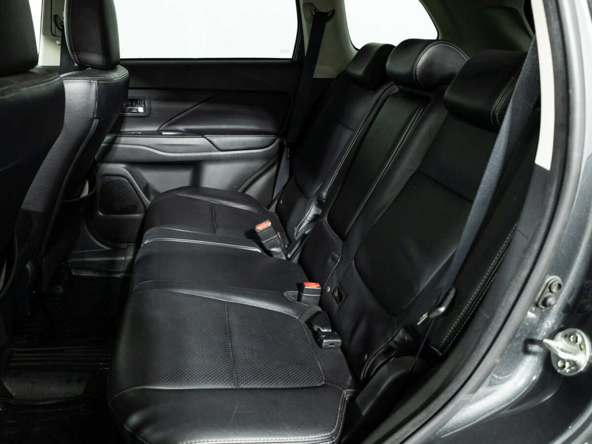 Купить Mitsubishi Outlander, 2017, 125 000 км.. Фото: #9