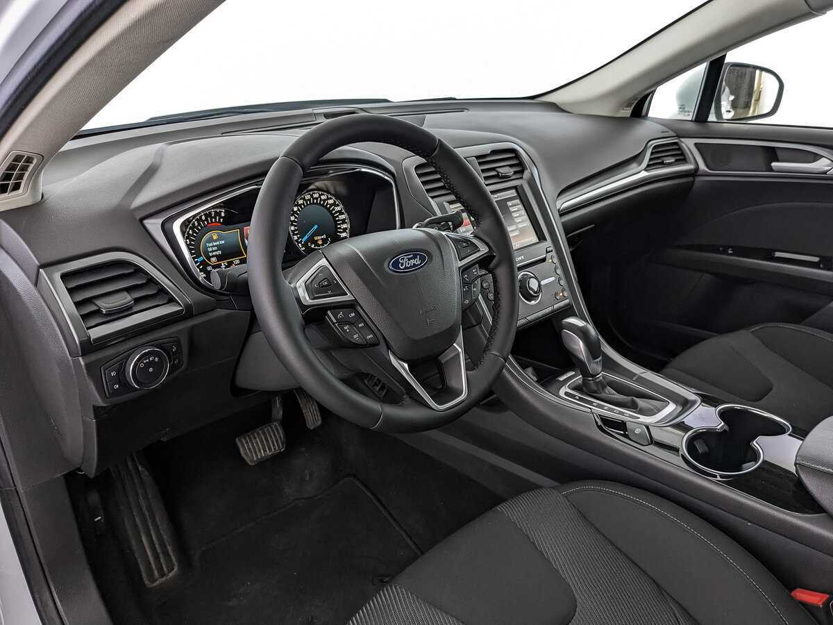 Купить Ford Mondeo, 2016, 91 513 км.. Фото: #10