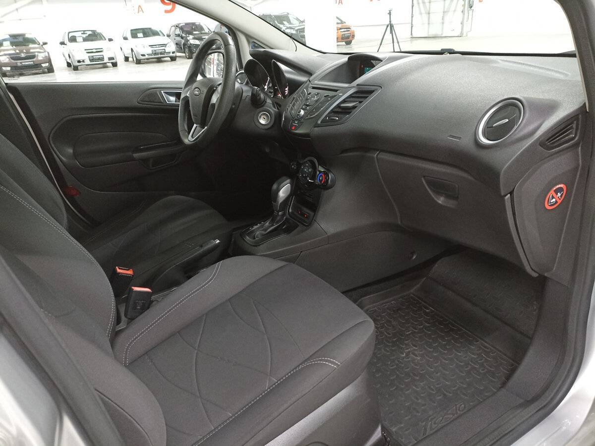 Купить Ford Fiesta, 2015, 102 589 км.. Фото: #9
