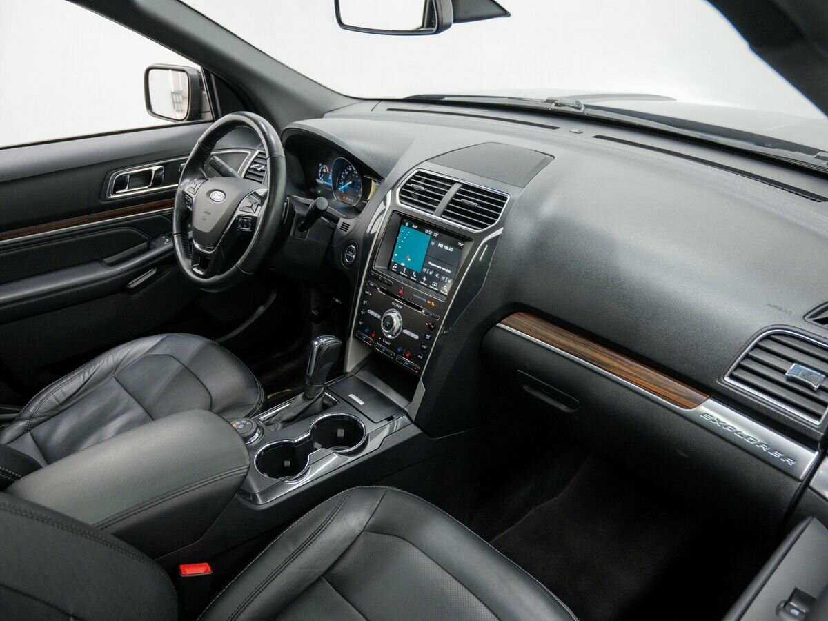 Купить Ford Explorer, 2017, 179 000 км.. Фото: #6