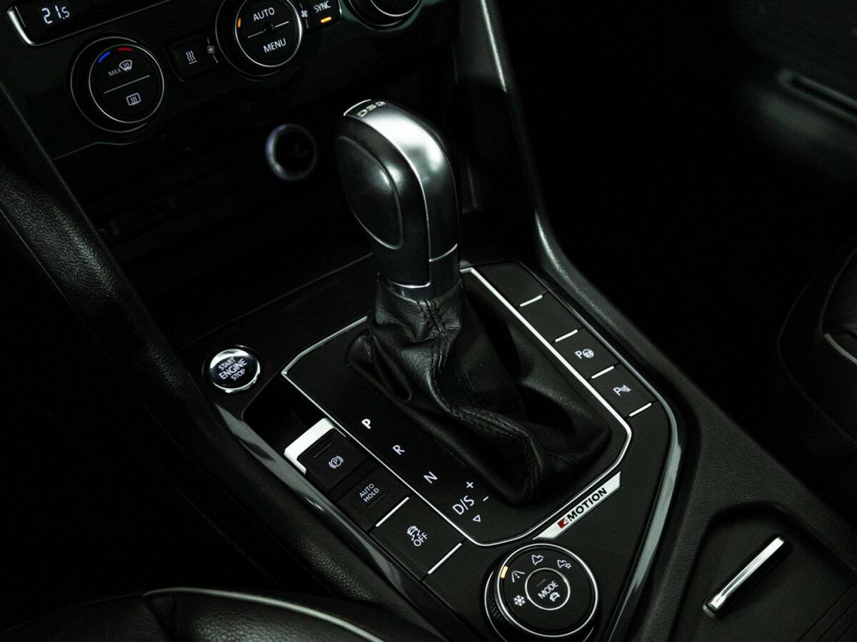 Купить Volkswagen Tiguan, 2017, 105 460 км.. Фото: #16