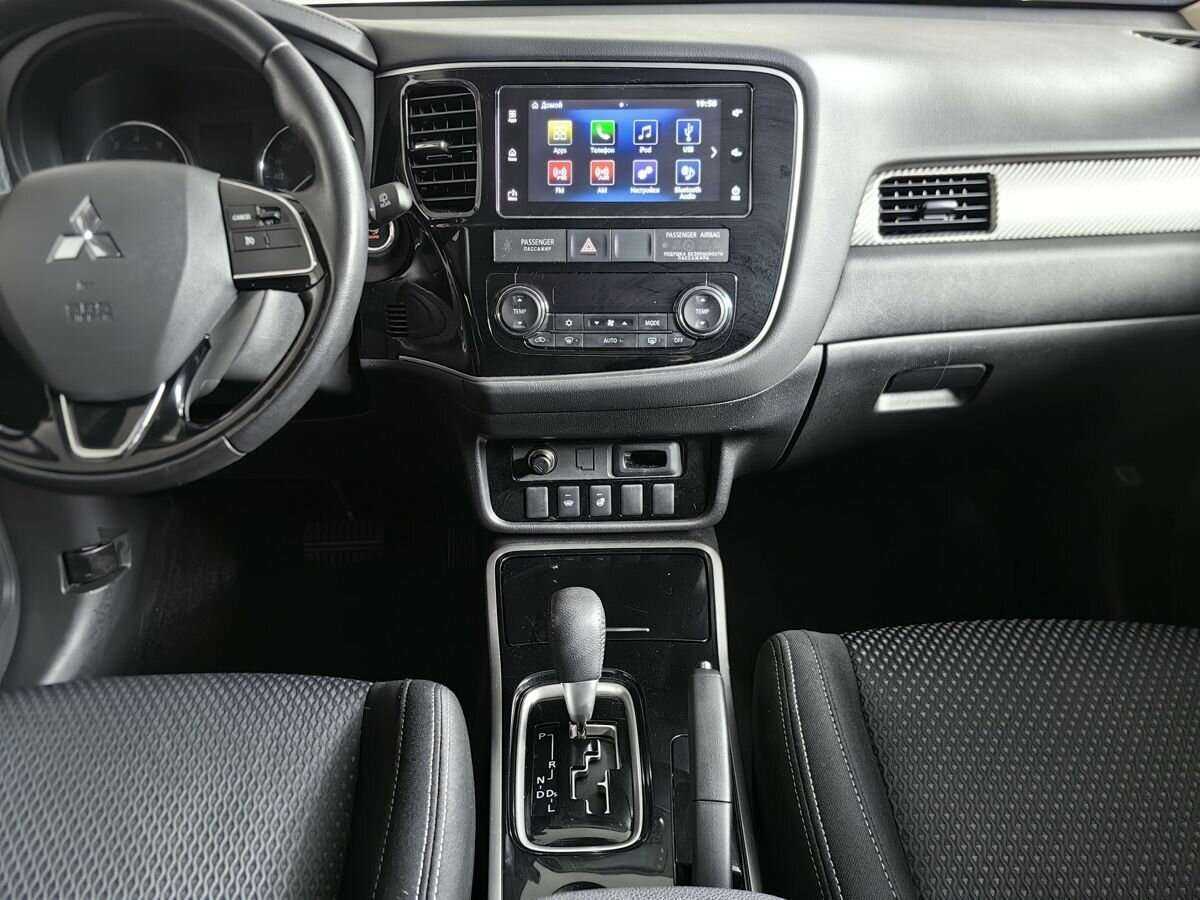 Купить Mitsubishi Outlander, 2018, 88 553 км.. Фото: #10