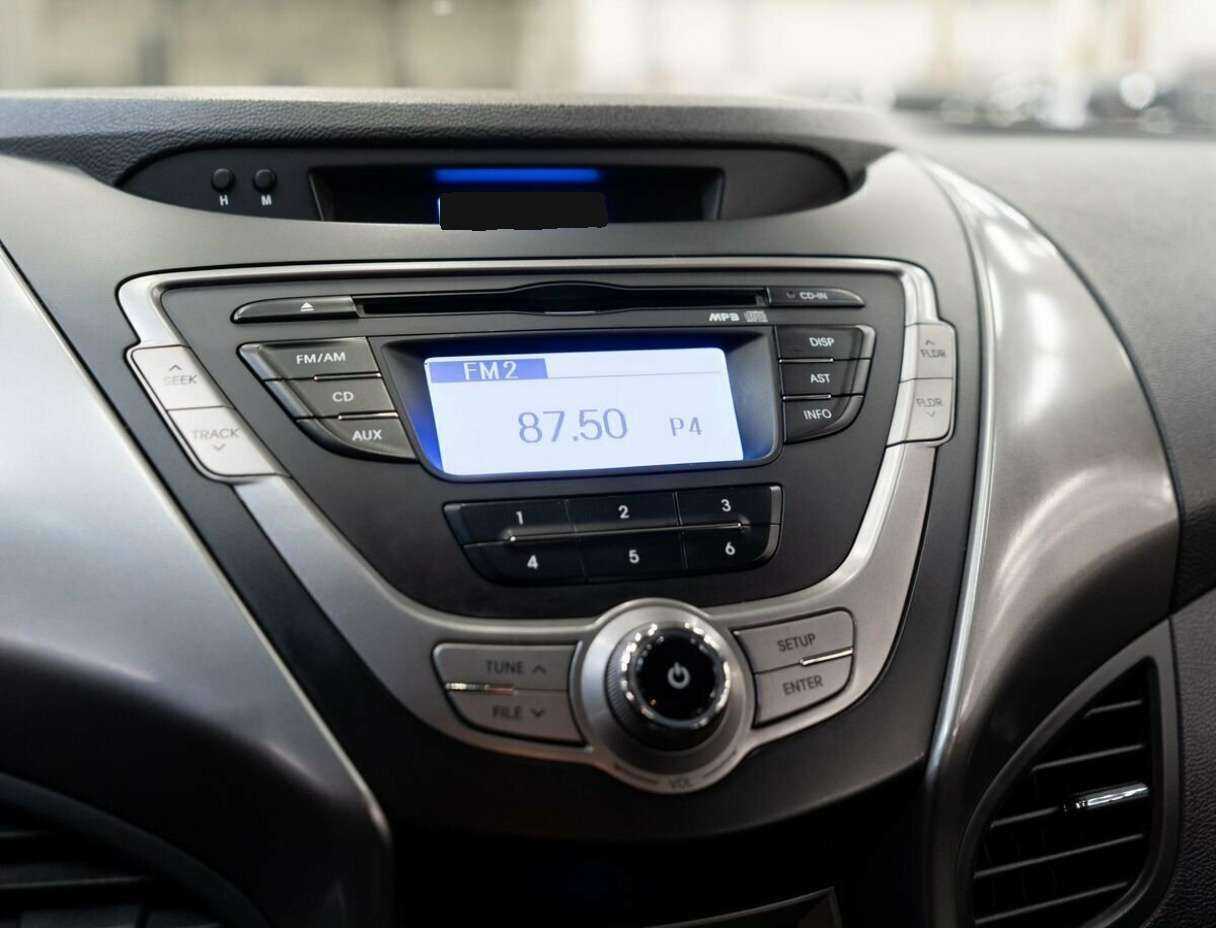 Купить Hyundai Elantra, 2012, 197 450 км.. Фото: #11