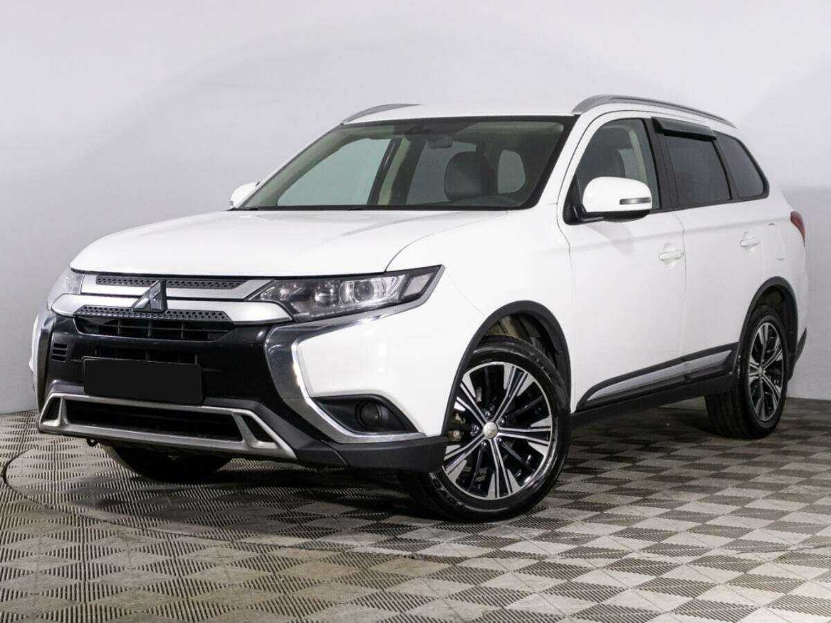 Купить Mitsubishi Outlander, 2019, 108 009 км.. Посмотреть фото