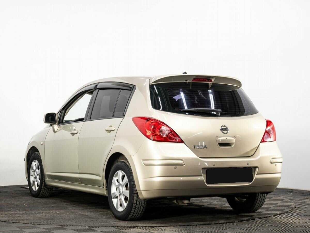 Купить Nissan Tiida, 2012, 197 312 км.. Фото: #5