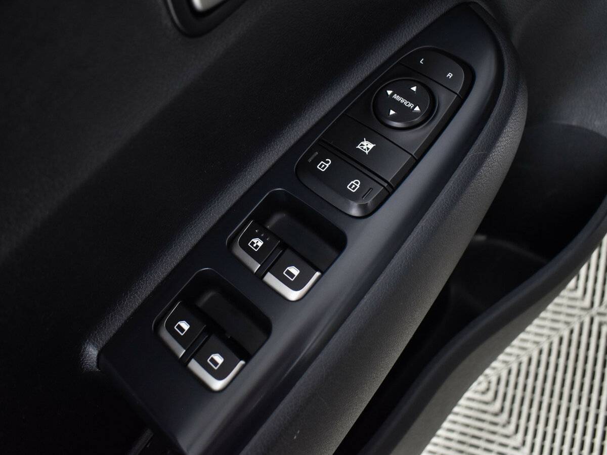 Купить Kia Rio, 2020, 80 919 км.. Фото: #13