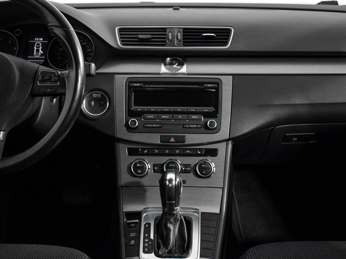 Купить Volkswagen Passat, 2012, 118 702 км.. Фото: #13