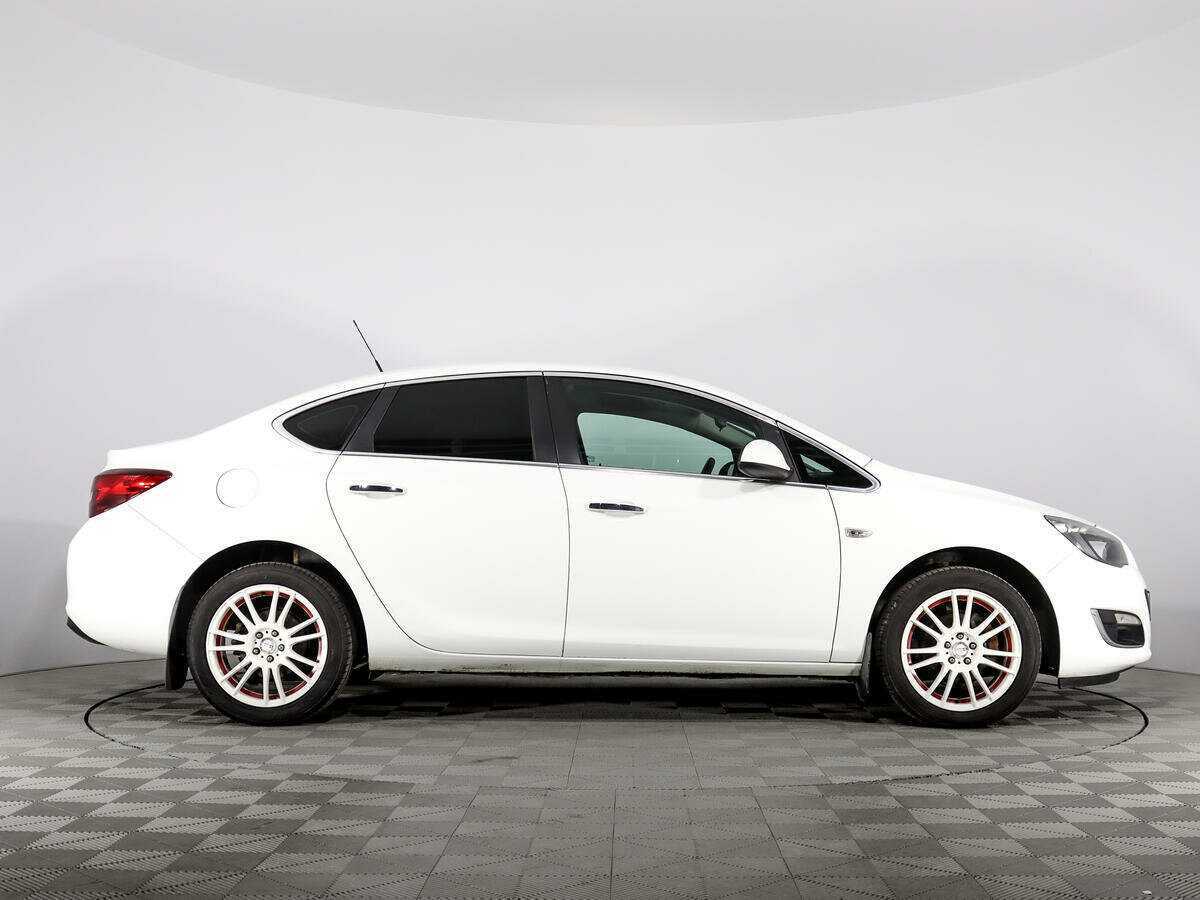 Купить Opel Astra, 2013, 100 248 км.. Фото: #3
