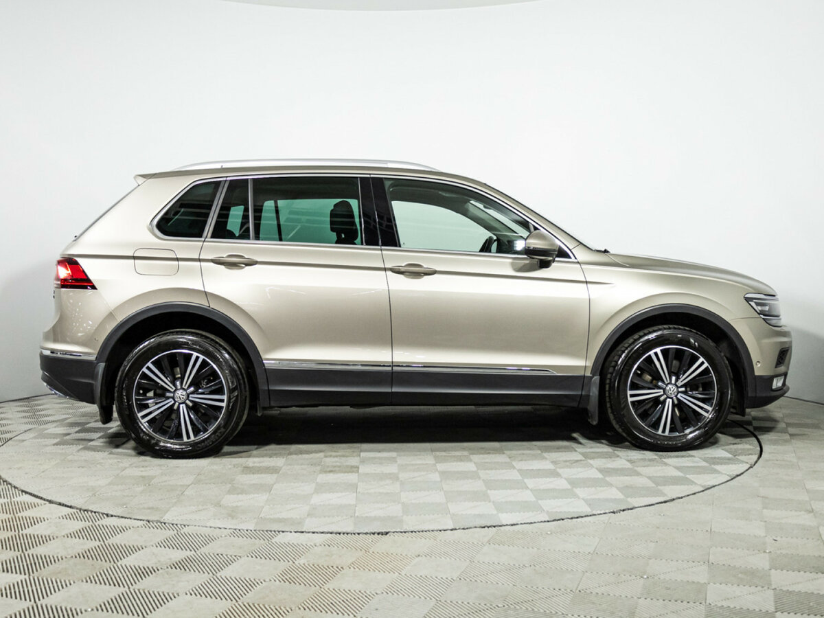 Купить Volkswagen Tiguan, 2017, 105 460 км.. Фото: #3