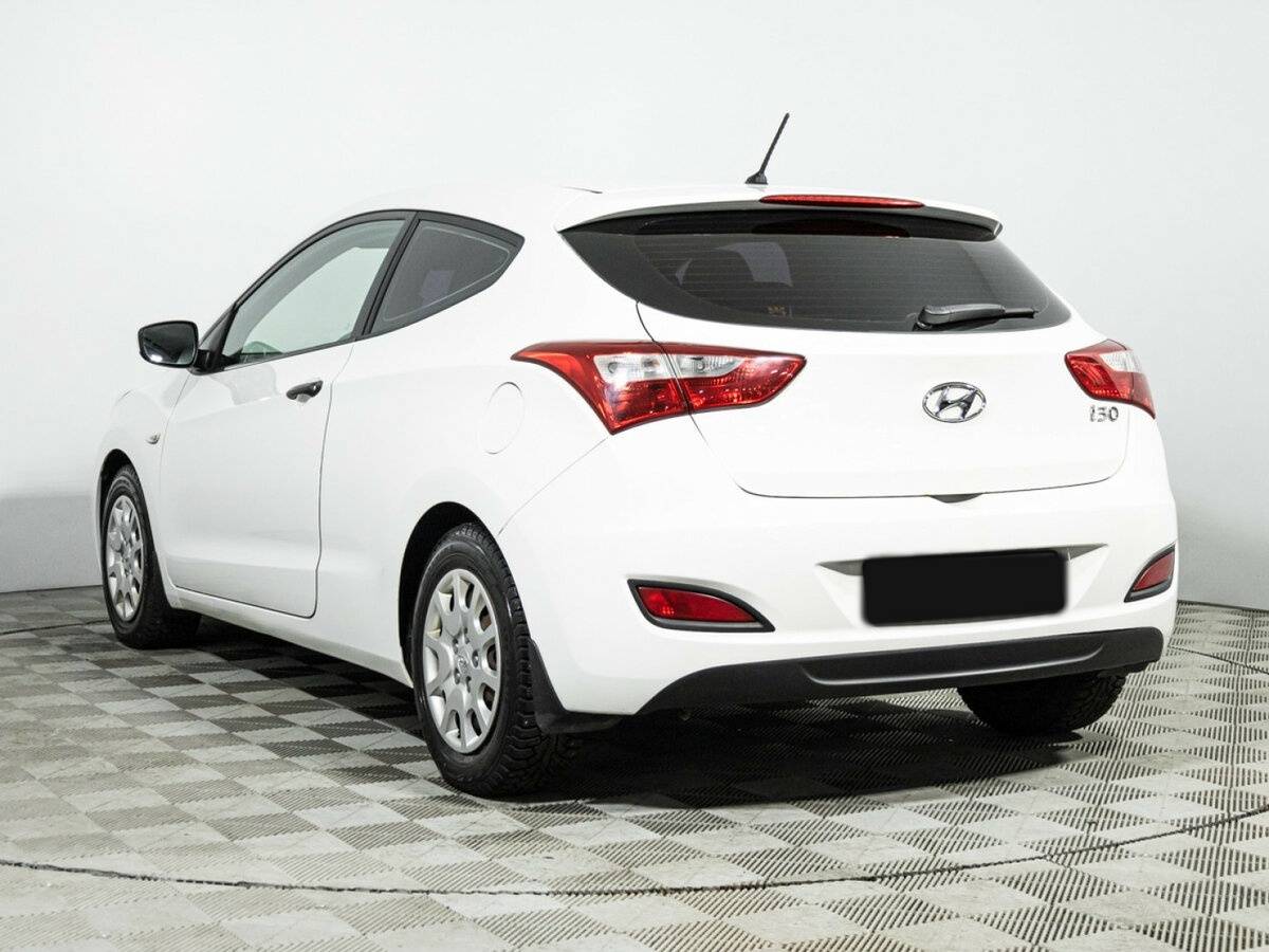 Купить Hyundai i30, 2014, 122 636 км.. Фото: #6