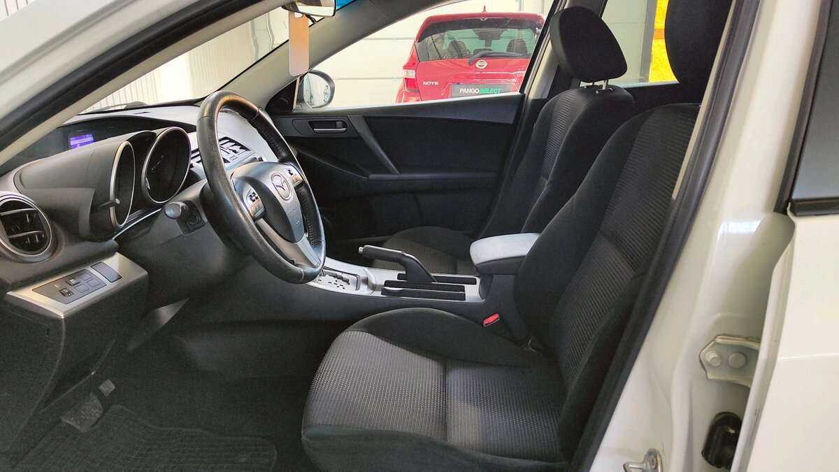 Купить Mazda 3, 2012, 260 171 км.. Фото: #9