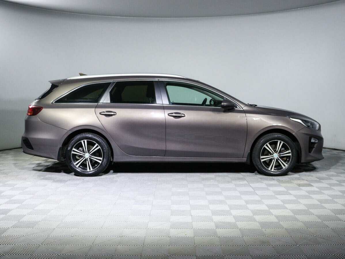 Купить Kia Ceed, 2019, 131 118 км.. Фото: #3