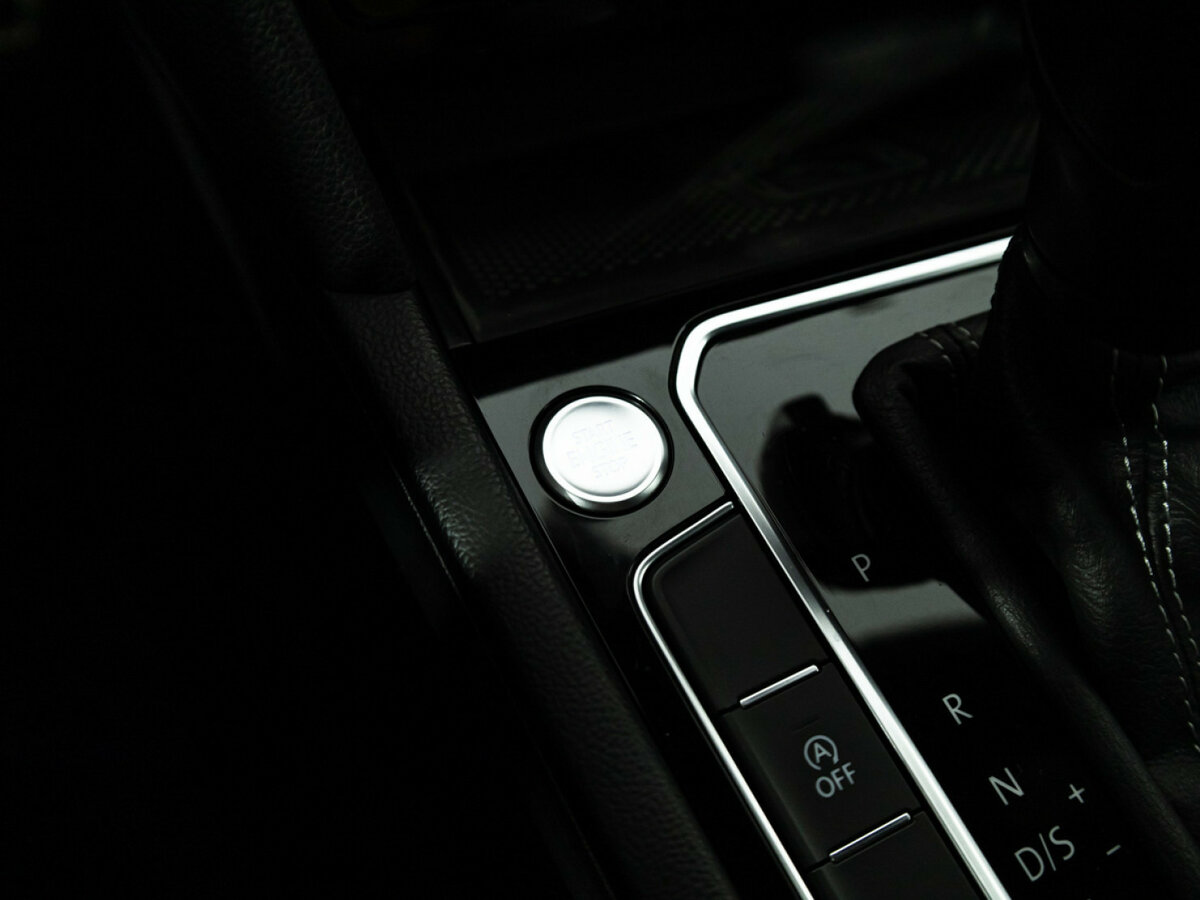 Купить Volkswagen Passat, 2021, 106 606 км.. Фото: #18