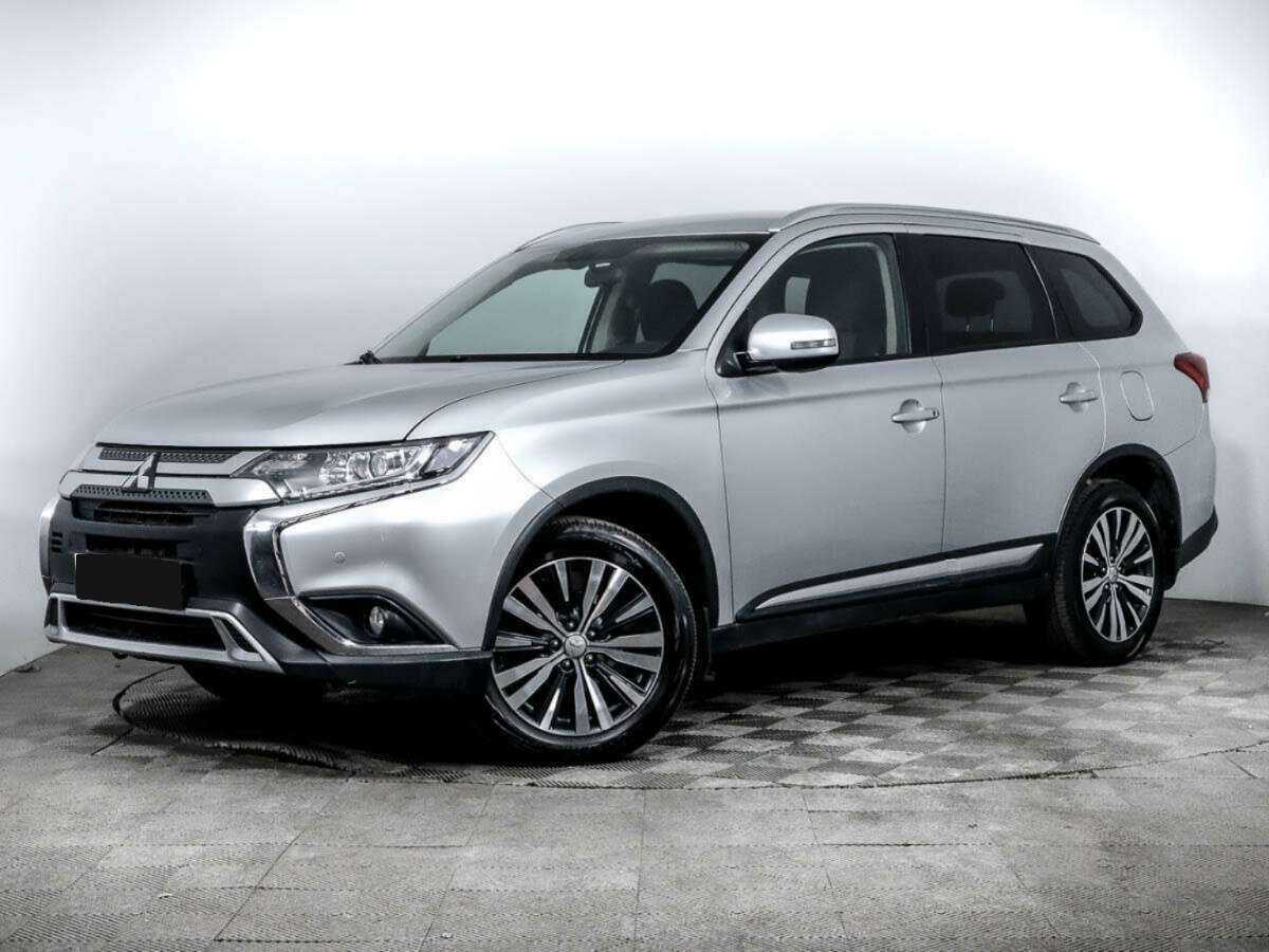 Купить Mitsubishi Outlander, 2019, 115 921 км.. Посмотреть фото