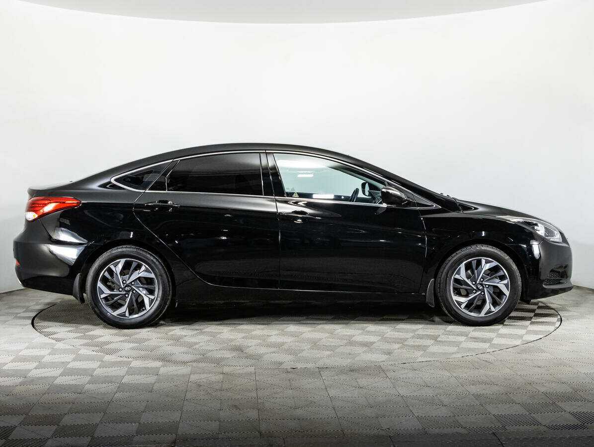 Купить Hyundai i40, 2016, 132 212 км.. Фото: #3
