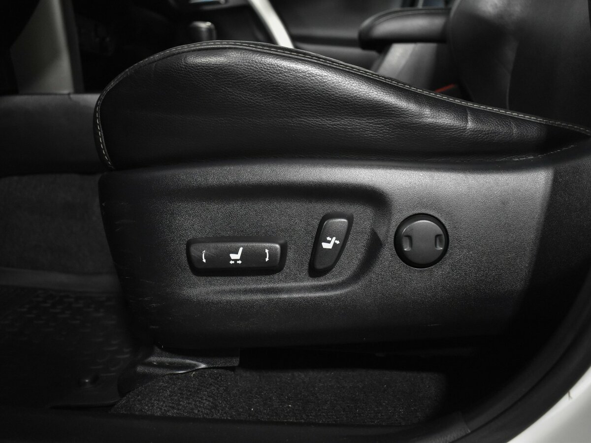 Купить Toyota RAV4, 2015, 175 959 км.. Фото: #8