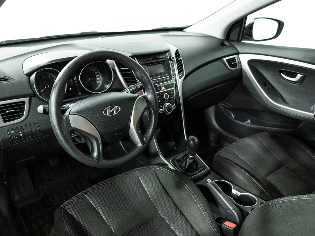 Купить Hyundai i30, 2014, 122 636 км.. Фото: #10