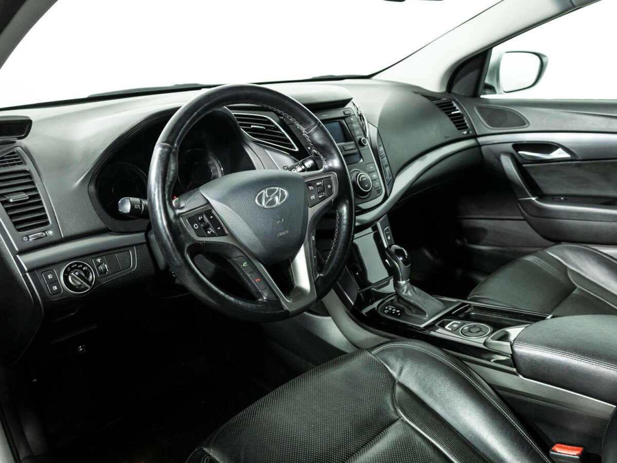 Купить Hyundai i40, 2017, 75 701 км.. Фото: #10