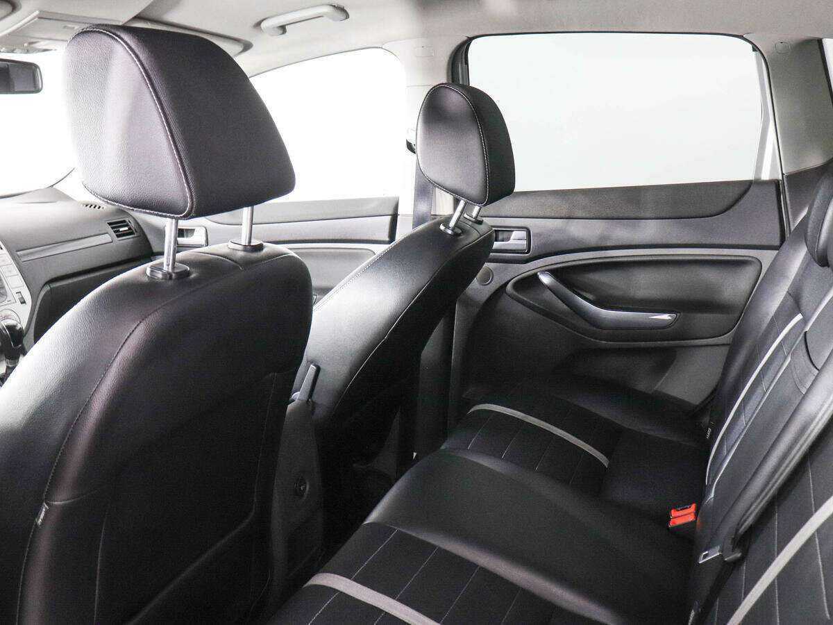 Купить Ford Kuga, 2012, 207 213 км.. Фото: #11