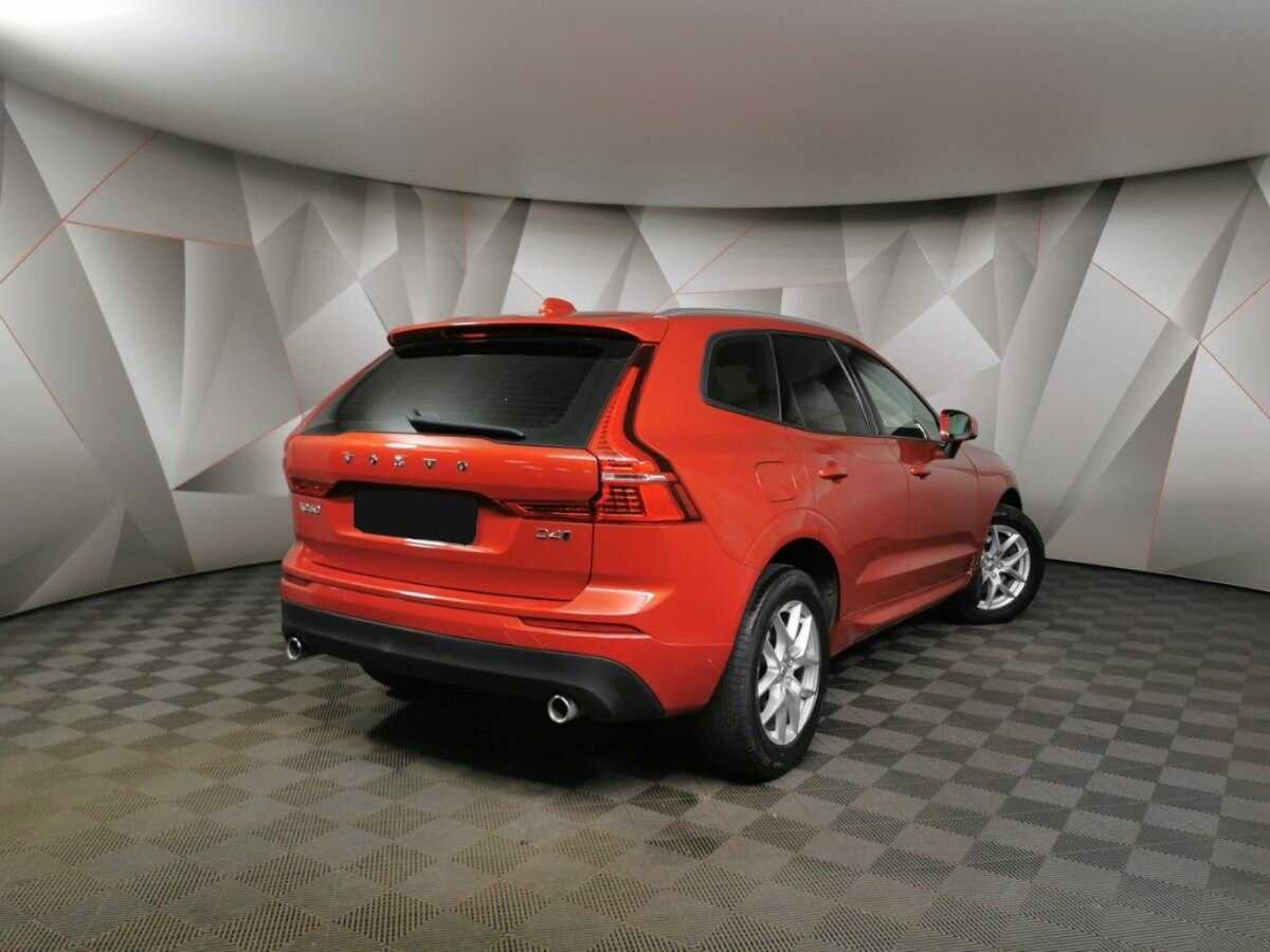 Купить Volvo XC60, 2018, 125 727 км.. Фото: #1