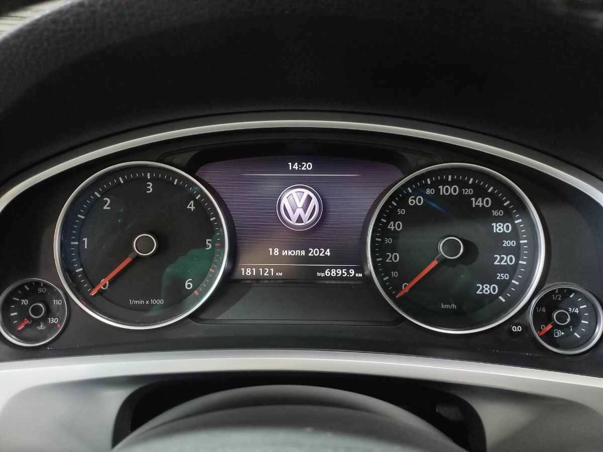Купить Volkswagen Touareg, 2013, 181 119 км.. Фото: #11