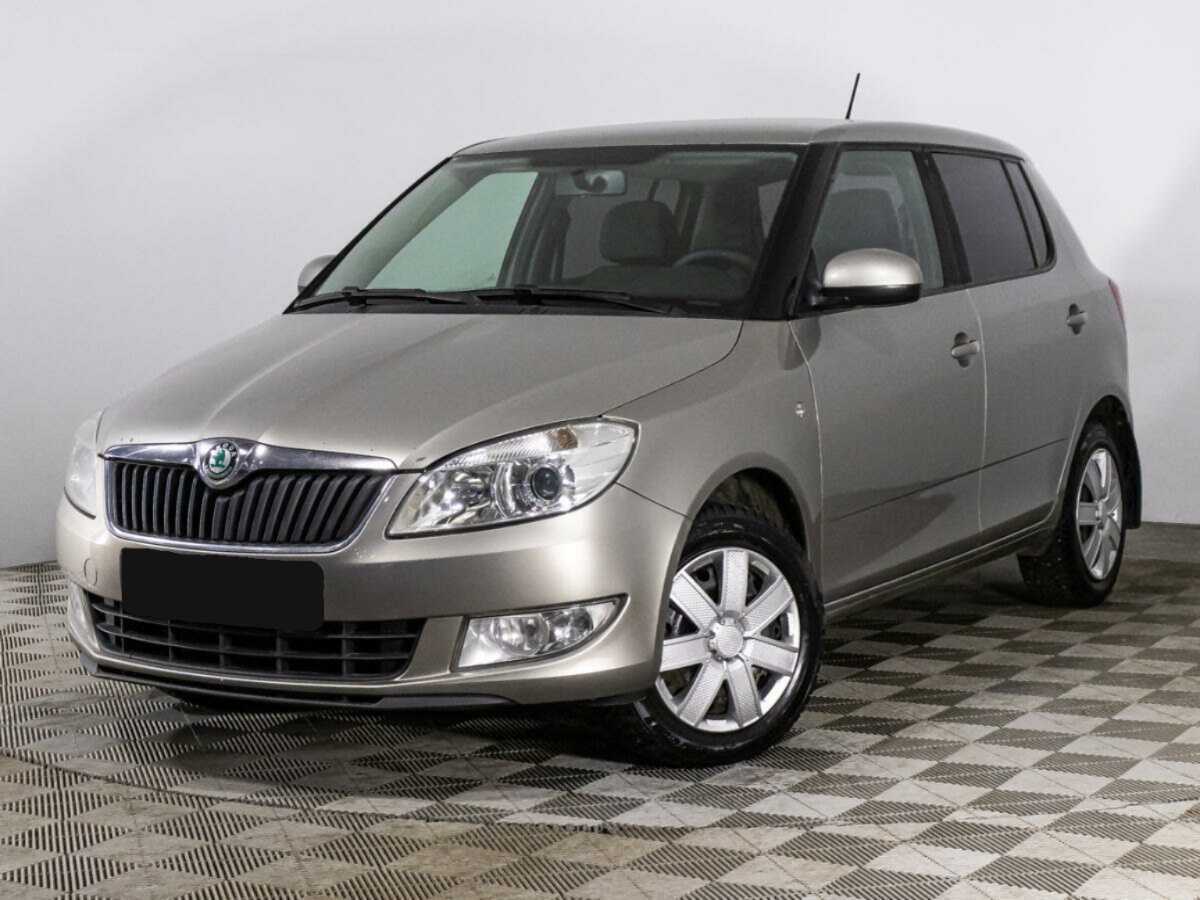 Купить Skoda Fabia, 2012, 184 196 км.. Посмотреть фото