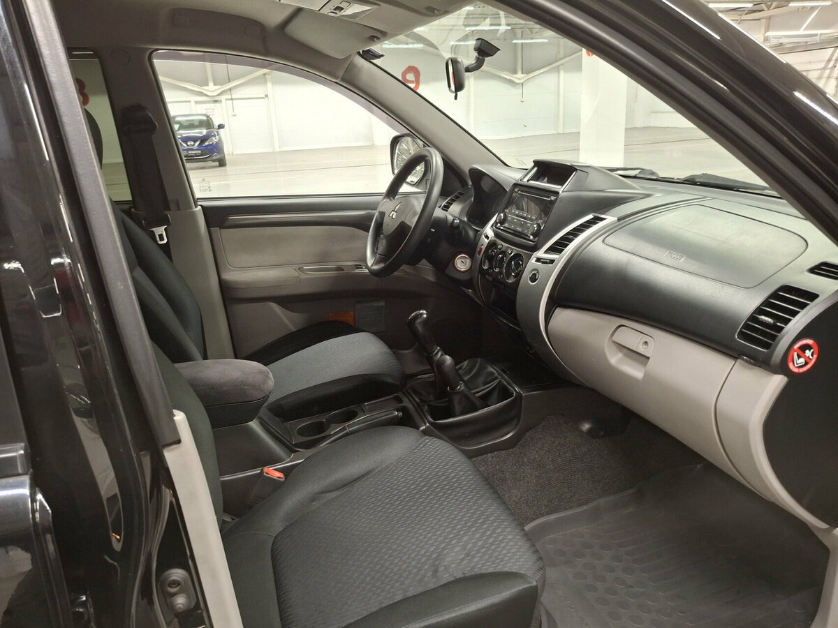 Купить Mitsubishi Pajero Sport, 2014, 228 679 км.. Фото: #10
