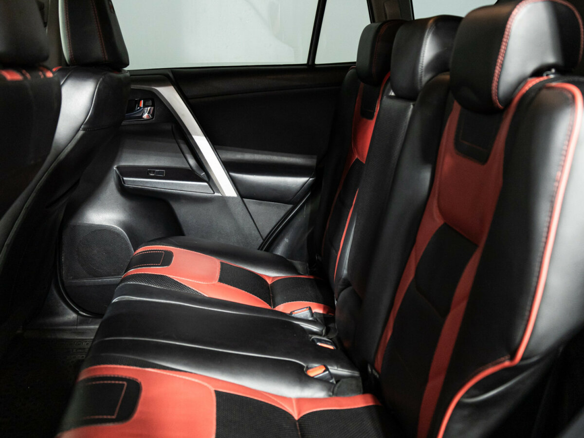 Купить Toyota RAV4, 2016, 193 166 км.. Фото: #9