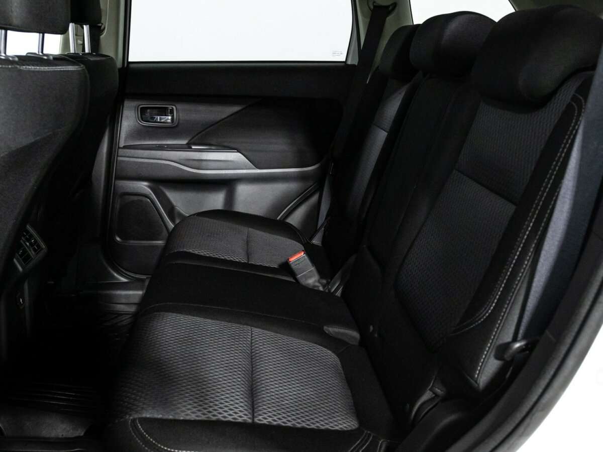 Купить Mitsubishi Outlander, 2019, 236 550 км.. Фото: #9